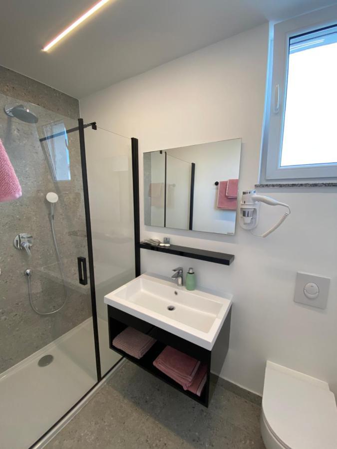 Apartmani Kumenat Biograd na Moru Kültér fotó