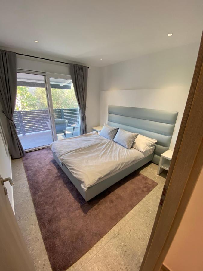 Apartmani Kumenat Biograd na Moru Kültér fotó