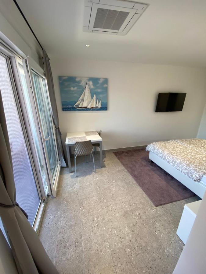 Apartmani Kumenat Biograd na Moru Kültér fotó