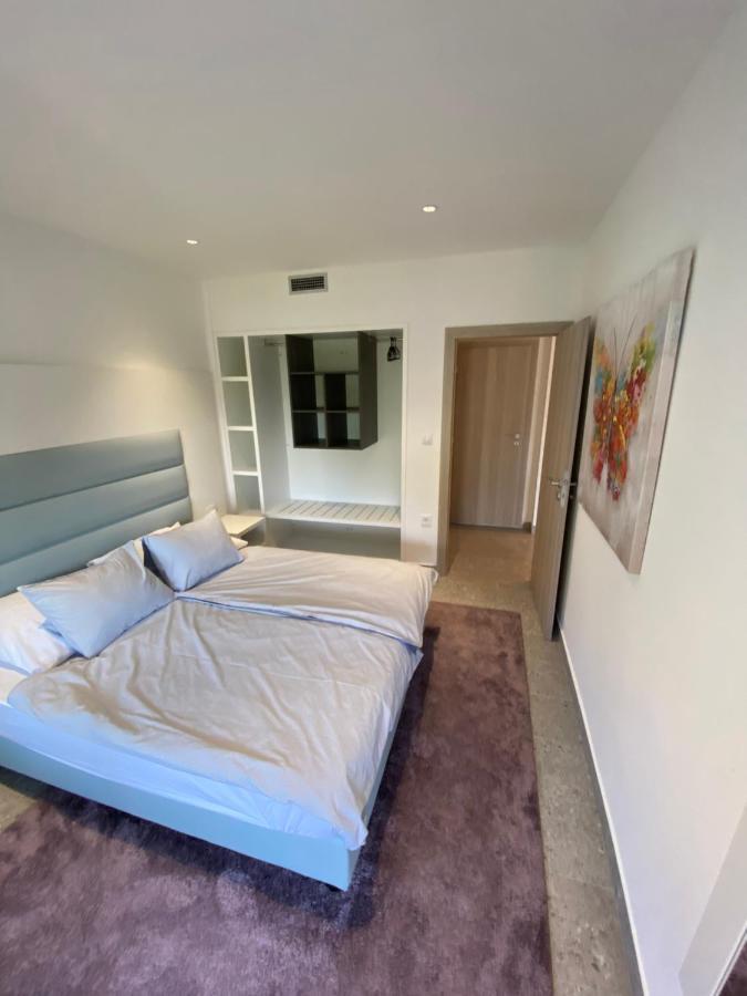 Apartmani Kumenat Biograd na Moru Kültér fotó